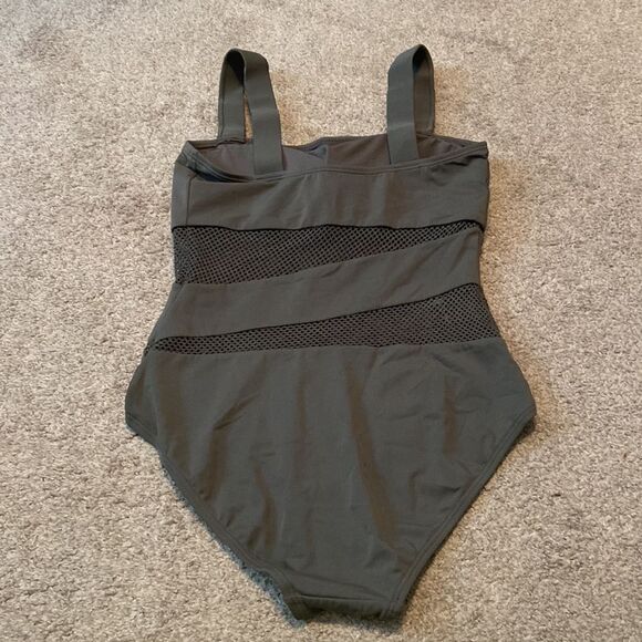 Carmen Marc Valvo army green One Piece women's mesh cutout‎ swimsuit Size 12 - Picture 3 of 3